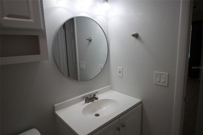 Building Photo - 1416 Osceola Park Dr