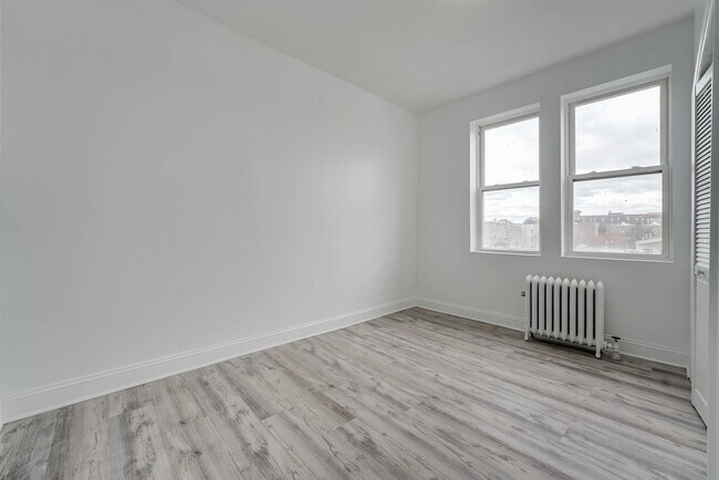 Building Photo - 103 Westover Pl