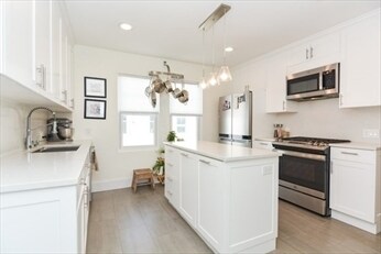 Building Photo - 48 Farquhar St