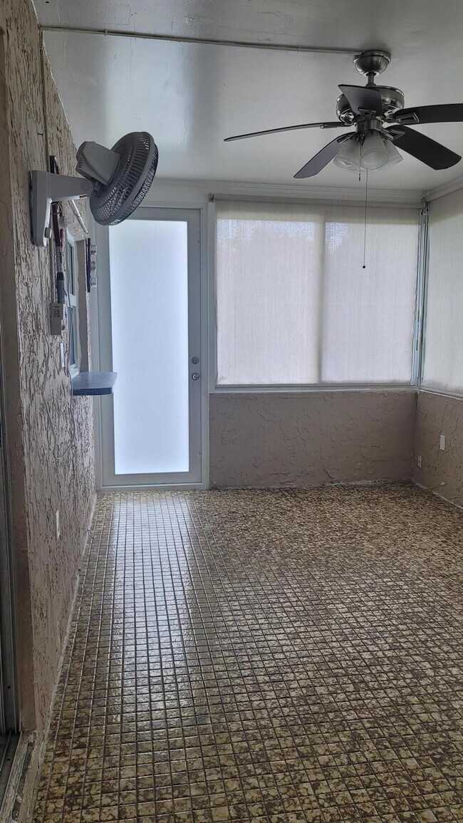 Building Photo - 2590 NW 98th Ave