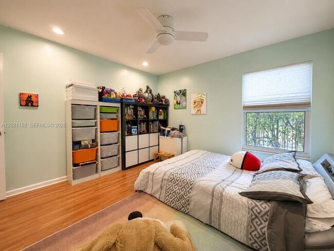 Building Photo - 2616 Oakbrook Ct