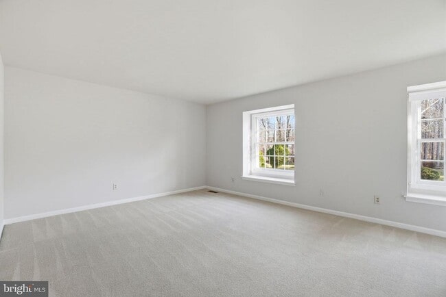 Building Photo - 9713 Waterline Dr