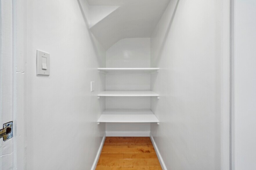 Closet / Pantry - 271 S Church Ln