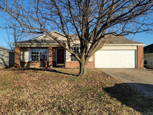 Primary Photo - 1111 Tunbridge Dr