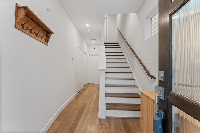 Building Photo - 311 Eado Park Cir