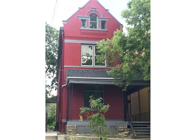 Building Photo - 3216 Bishop St