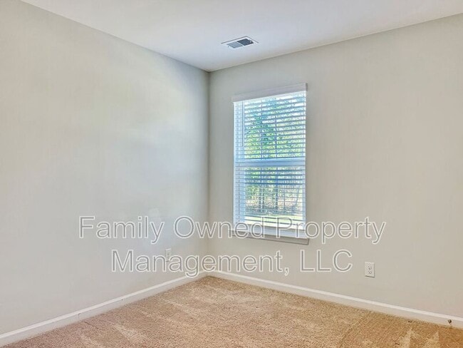 Building Photo - 146 Sweet Cherry Ln