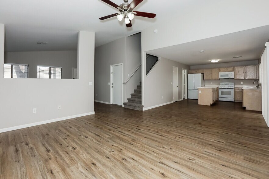 Building Photo - 1471 S Red Rock Ct