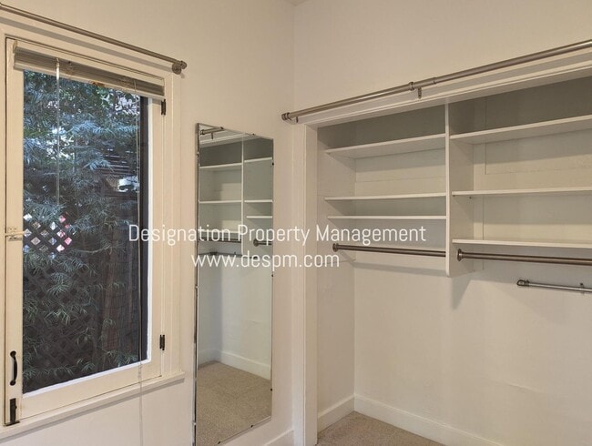 Building Photo - Griffith Park Blvd.