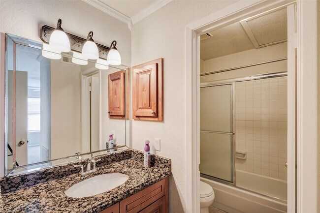 Building Photo - 5640 Cedar Creek Dr