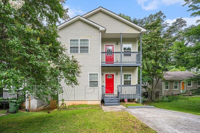Primary Photo - 2829 3rd Ave SW