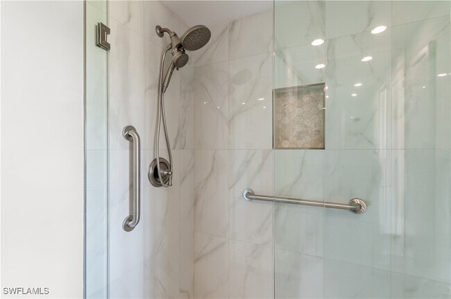 Building Photo - 29 High Point Cir E