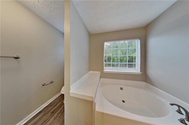 Building Photo - 3059 Brass Dr