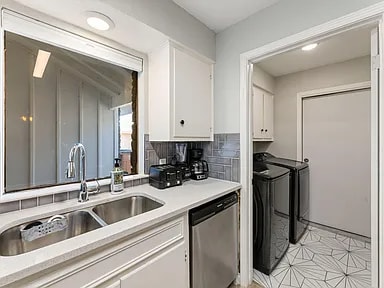 Building Photo - 5501 Purple Sage Dr