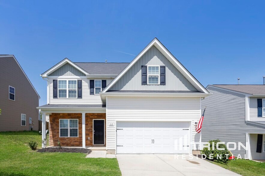 Primary Photo - 1112 Ametrine Ln