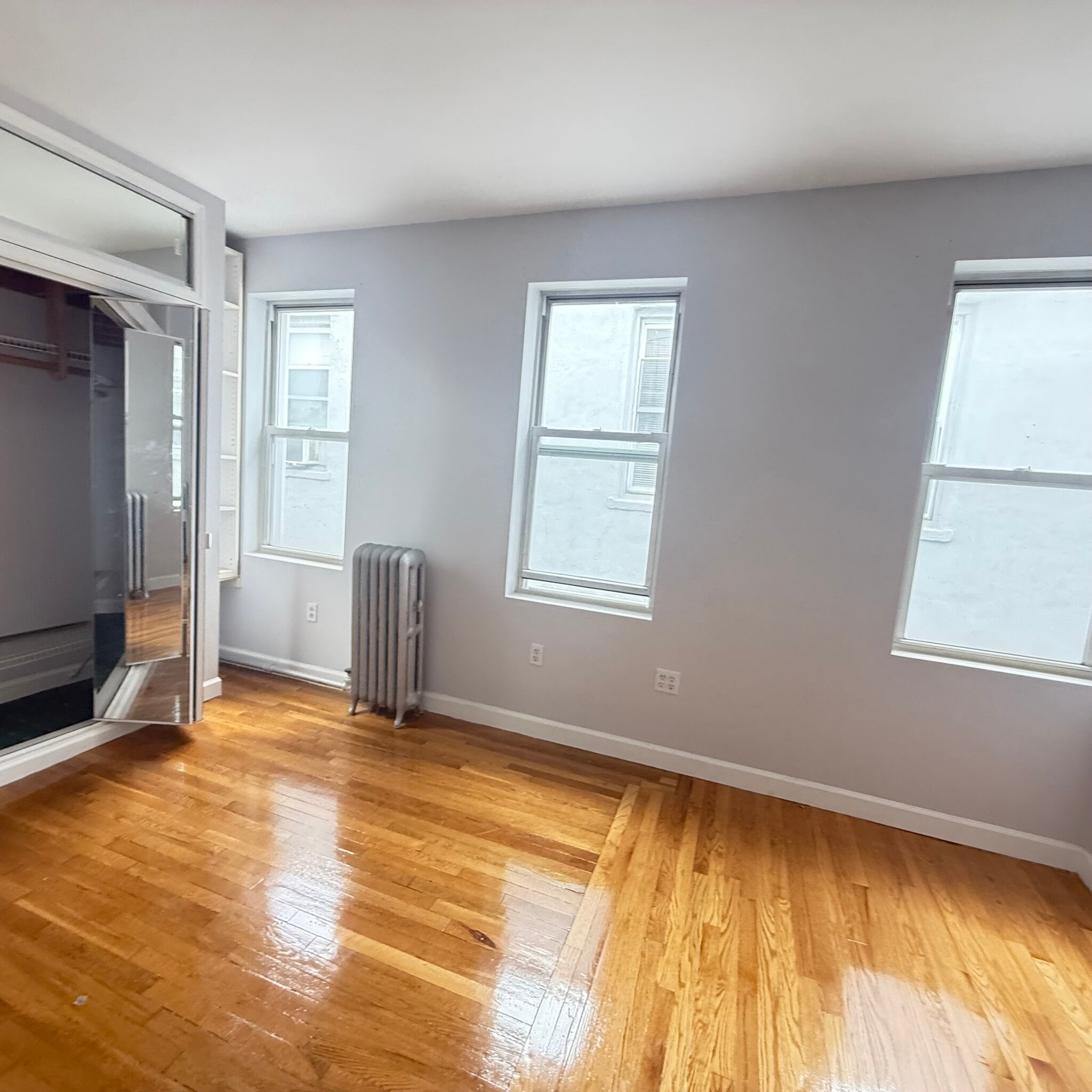 Building Photo - 125 W 227th St