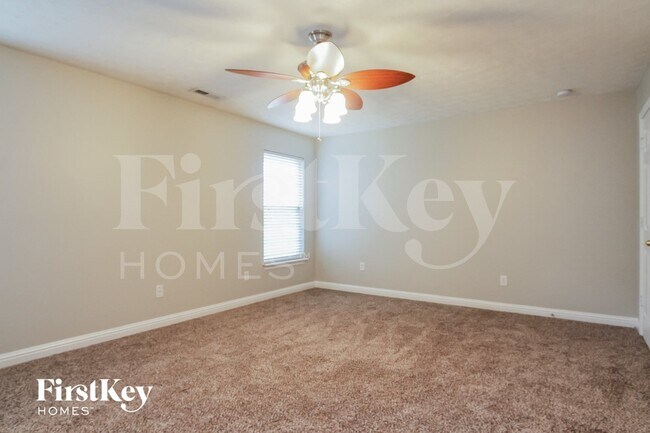 Building Photo - 8124 Grassy Meadow Ln