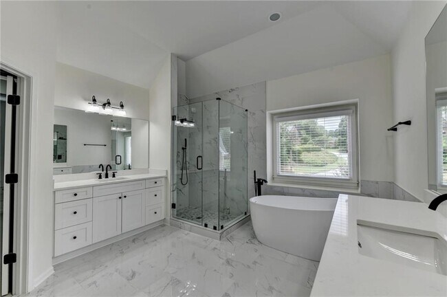 Building Photo - 10645 Honey Brook Cir