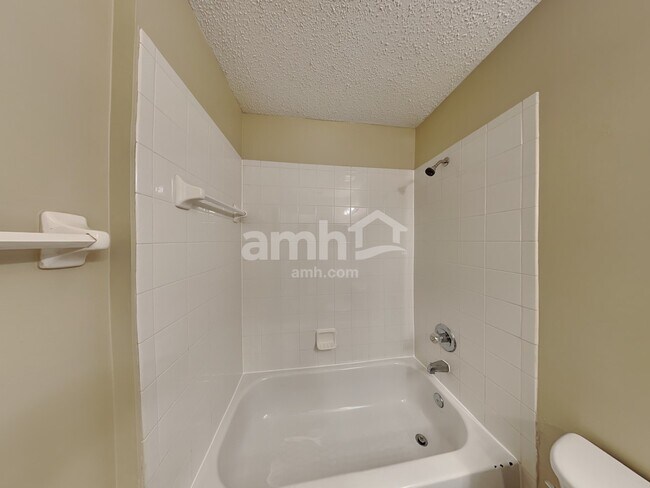Building Photo - 1520 Irishwood Ct