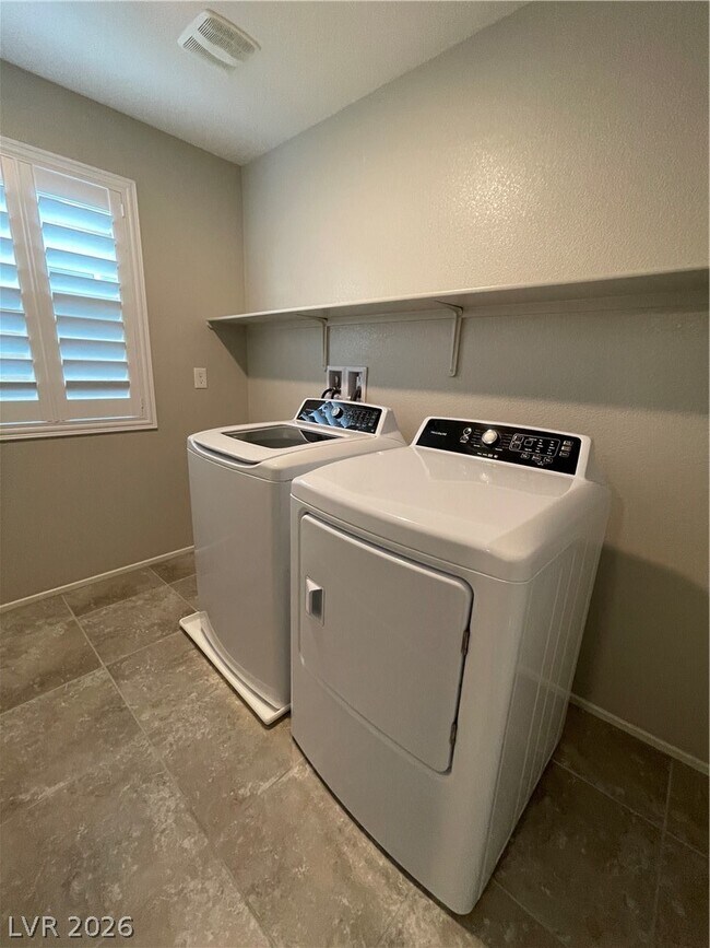 Building Photo - 9326 Fire Rose St