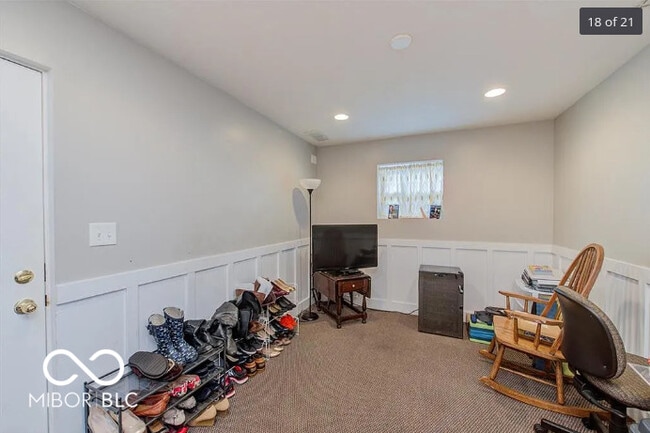 Building Photo - 3057 Armory Dr