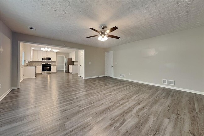 Building Photo - 1210 Webb Farm Ln