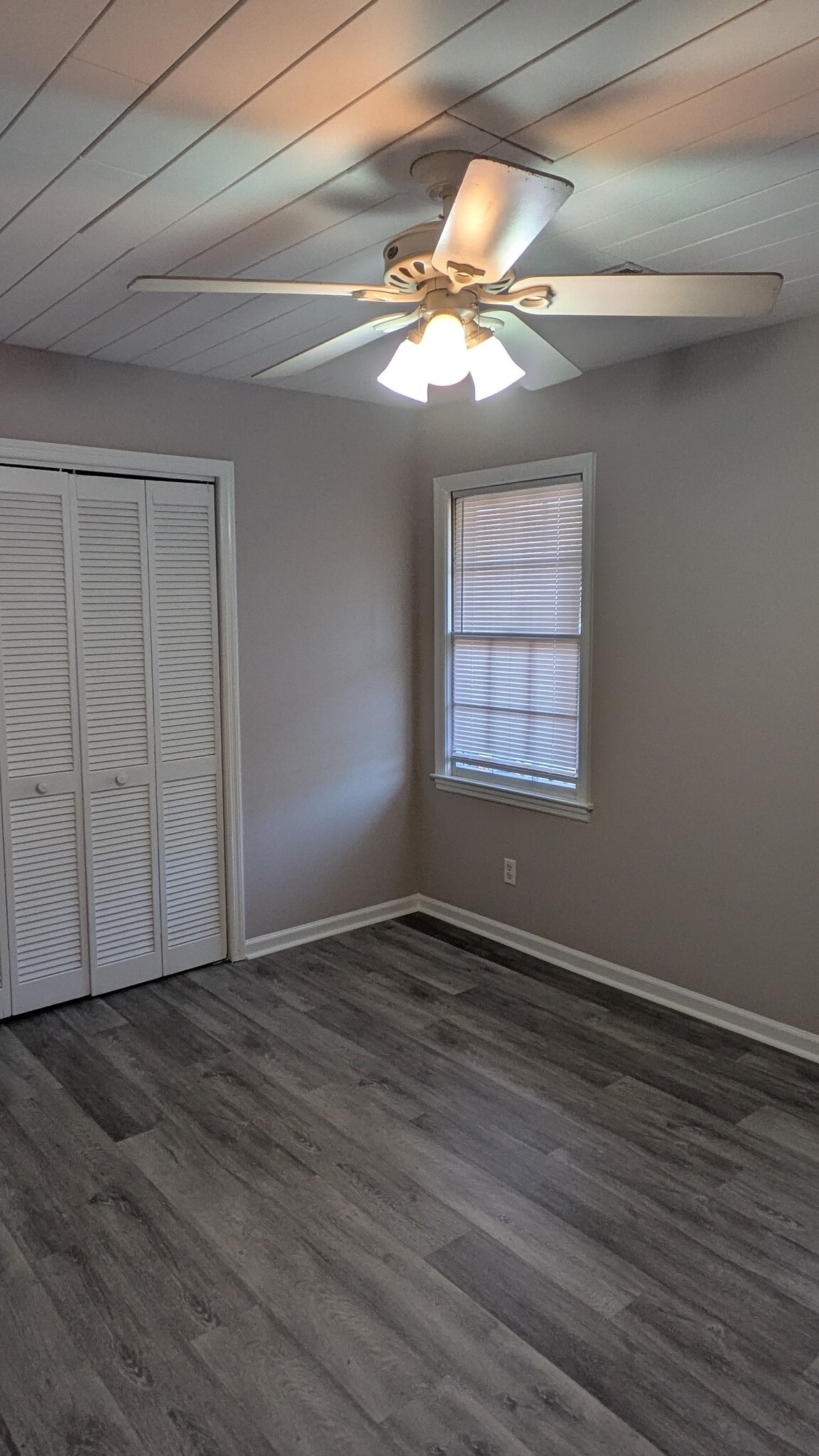 Building Photo - 203 Water Oak Dr