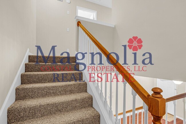 Building Photo - 3 Bedroom 2.5 Bathroom 1488 sf townhome in Cypress Point - Richmond Hill