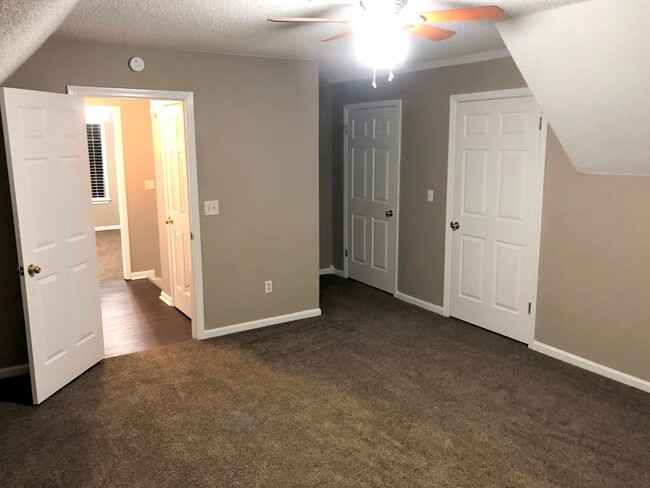 Building Photo - For Rent – 1203 Golfcourse Drive, Jonesboro, AR 72404