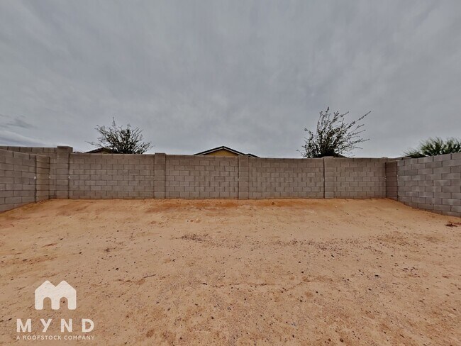Building Photo - 40029 W Crane Dr