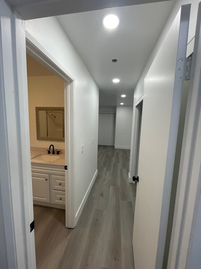 Building Photo - 15050 Sherman Way