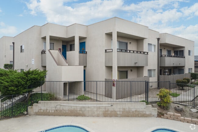 Building Photo - Briarcrest Apartments