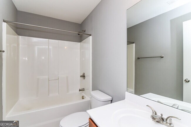 Building Photo - 910 Prather Ct SW