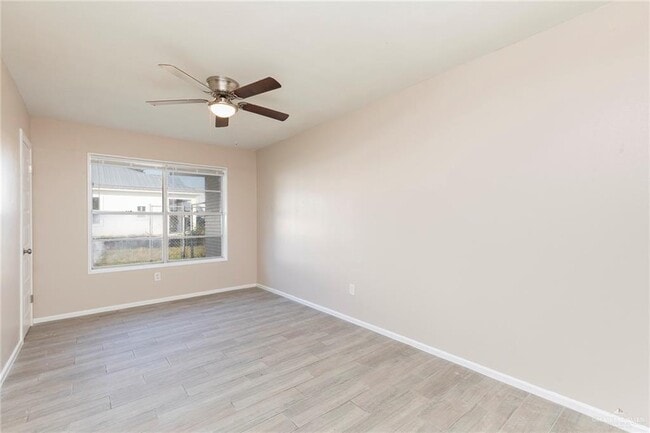 Building Photo - 22 N 8th St