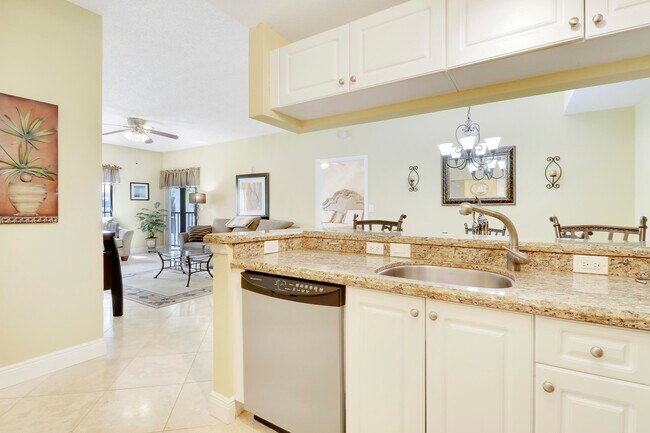 Building Photo - 2802 Sarento Pl