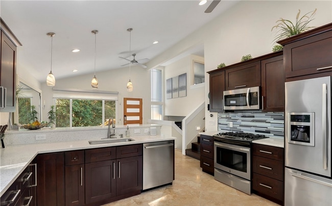 Building Photo - Beautifully Remodeled 4BR/2BA Home in Kirk...