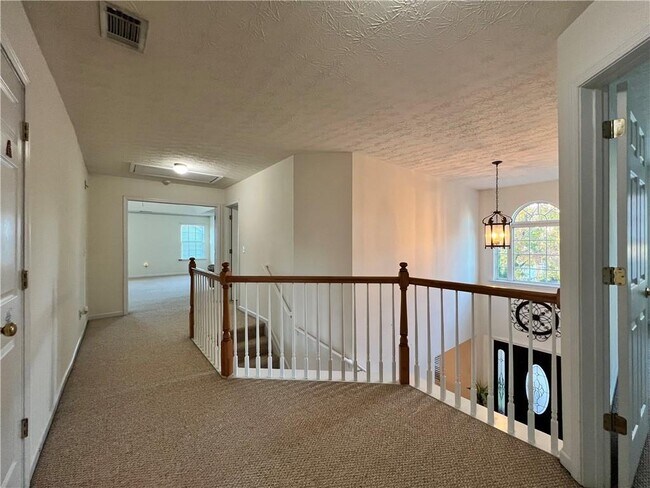 Building Photo - 789 Roxholly Ln NE