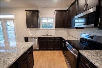 Building Photo - 46 Blues Dr