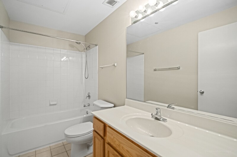 Building Photo - 208 Washington