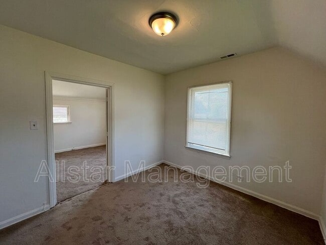 Building Photo - 3617 W 46th St