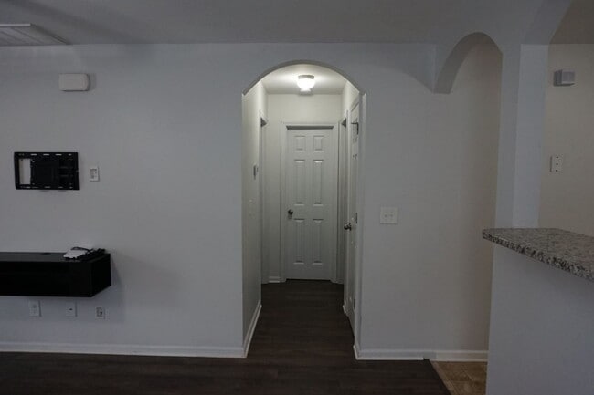 Building Photo - 3 Bedroom and 3 Full bathroom located The Village at the Glen within Carolina