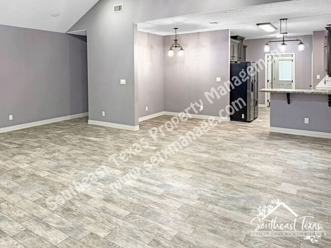 Building Photo - 2424 Ave C