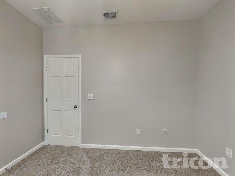 Building Photo - 454 Vineyard Ln