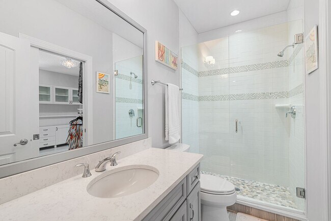 Building Photo - 217 Bonita Vista Dr