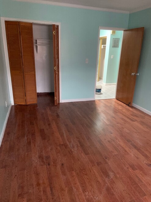 Building Photo - 51-24 Manilla St