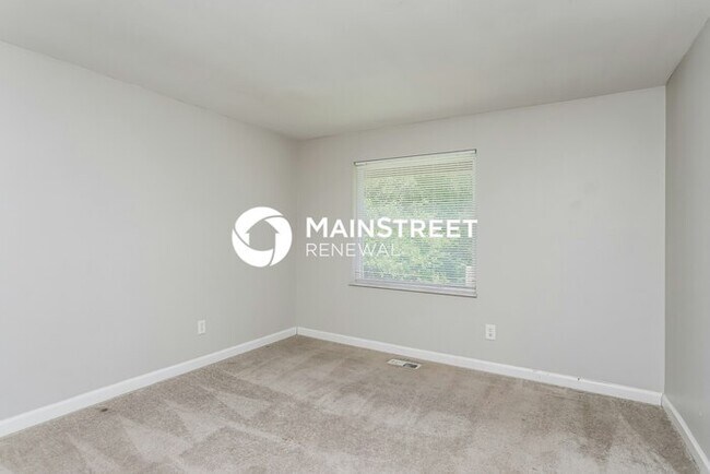 Building Photo - 4 Bedroom Pet-Friendly Home in Ballwin, MO...