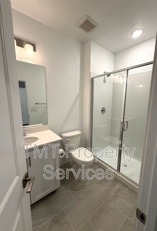 Building Photo - 12256 Alamosa Dr