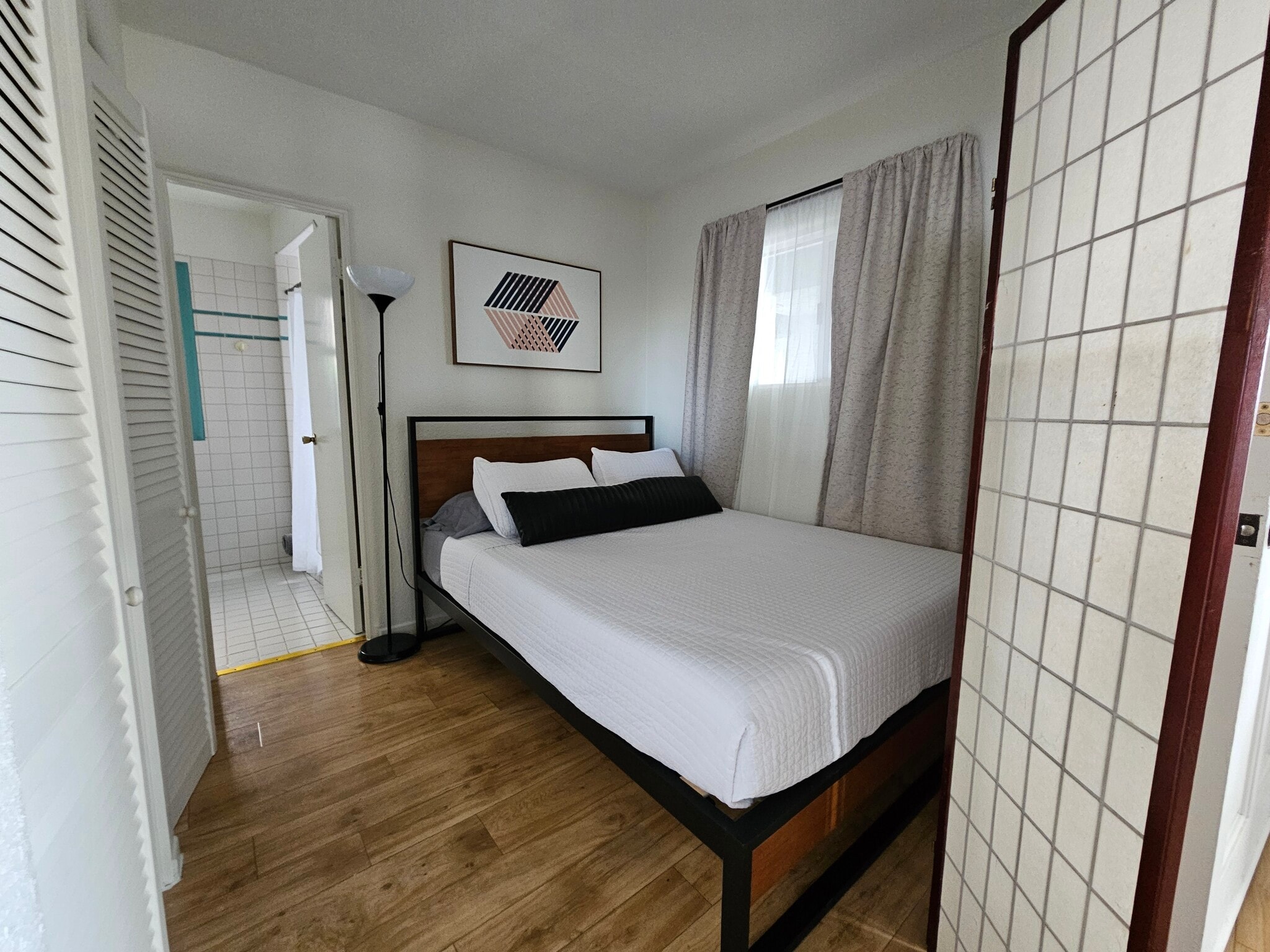 Building Photo - 3501 Ocean Front Walk