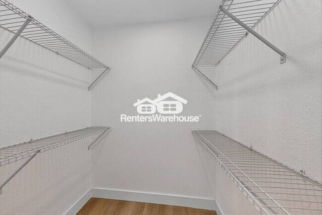 Building Photo - MOVE IN READY  Completely Refreshed Euless...