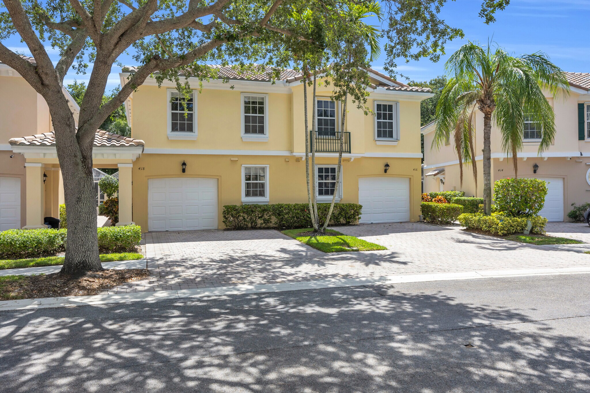 Building Photo - 418 Capistrano Dr